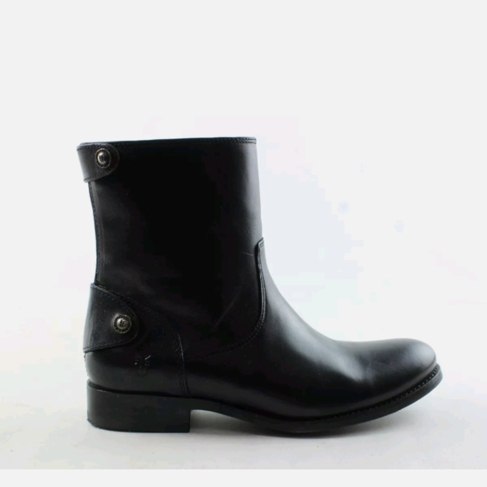 NWT Frye Womens Melissa  Short Black Ankle